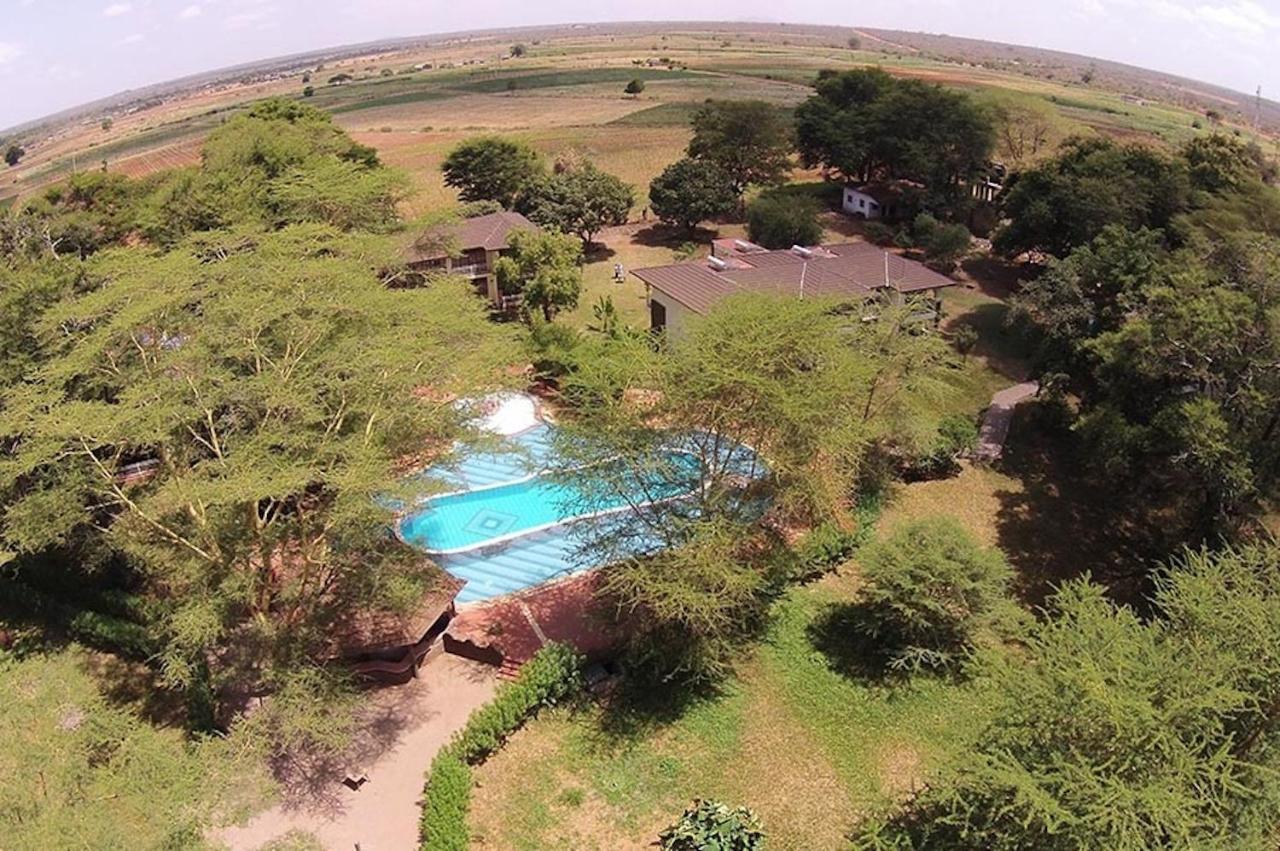 Hunters Lodge Twaandu Exterior foto
