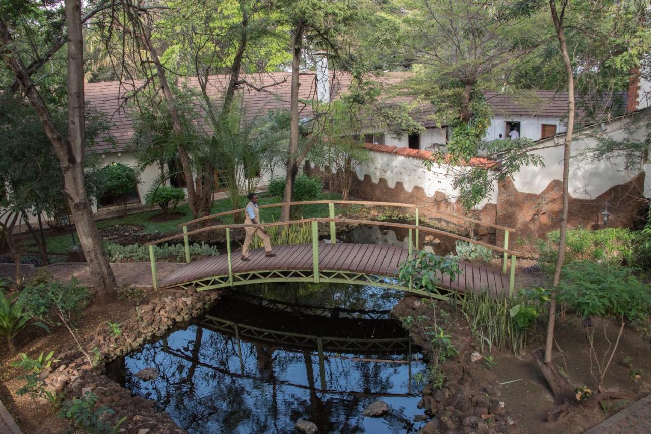 Hunters Lodge Twaandu Exterior foto