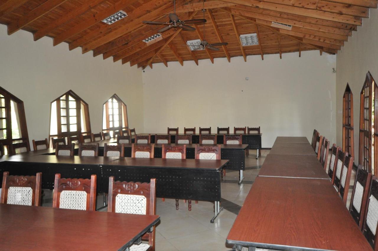 Hunters Lodge Twaandu Exterior foto