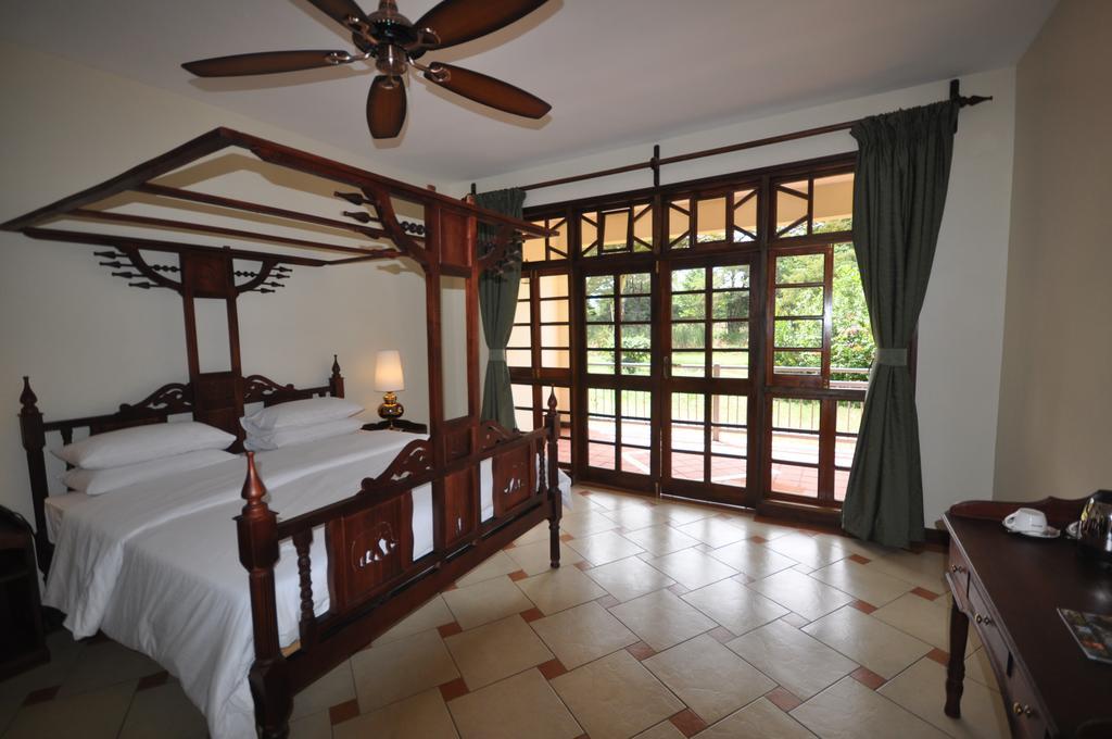 Hunters Lodge Twaandu Zimmer foto