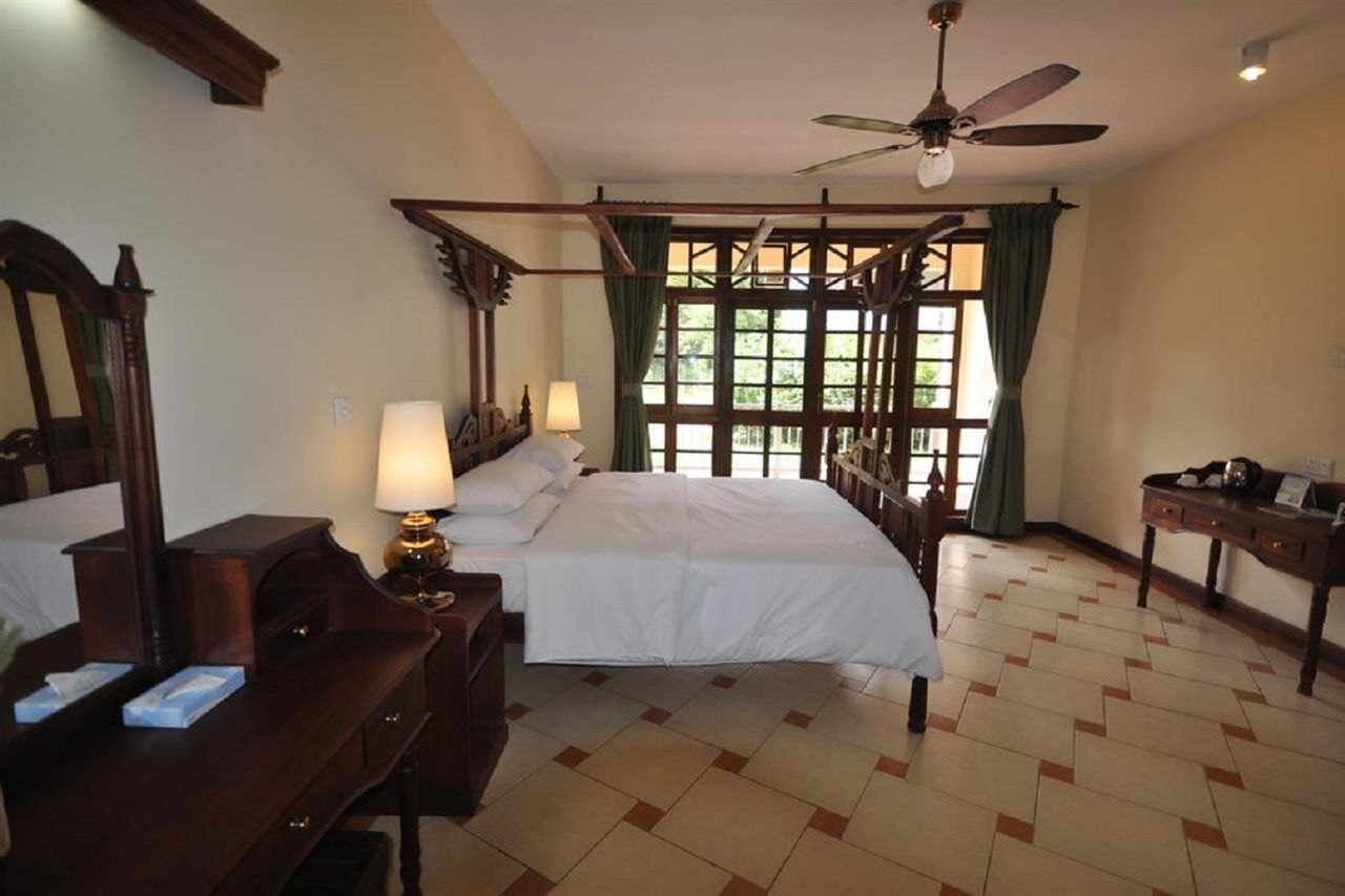 Hunters Lodge Twaandu Exterior foto